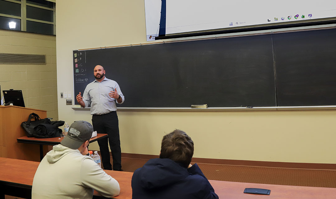 Paying It Forward: Dan Klodarska ’13 Shares Career Lessons with Finance Students